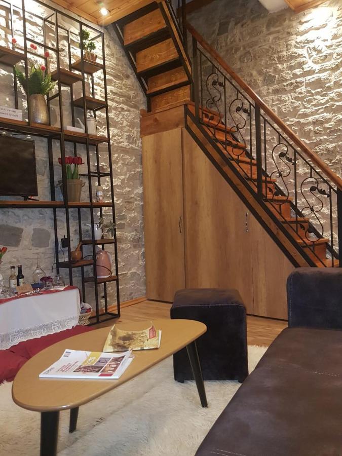 Duplex Apartment Viktoria Gjirokastër Eksteriør bilde